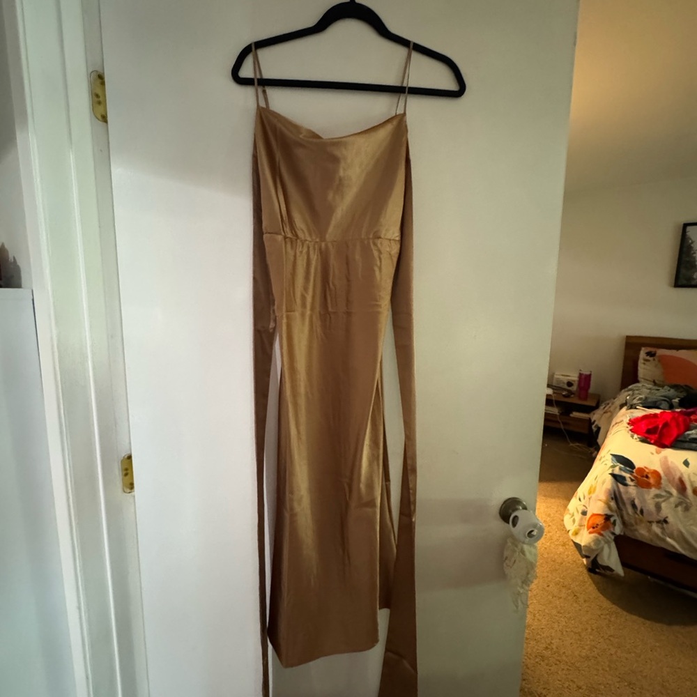 Chic Satin Midi Dress in Gold - Picture 8 of 11